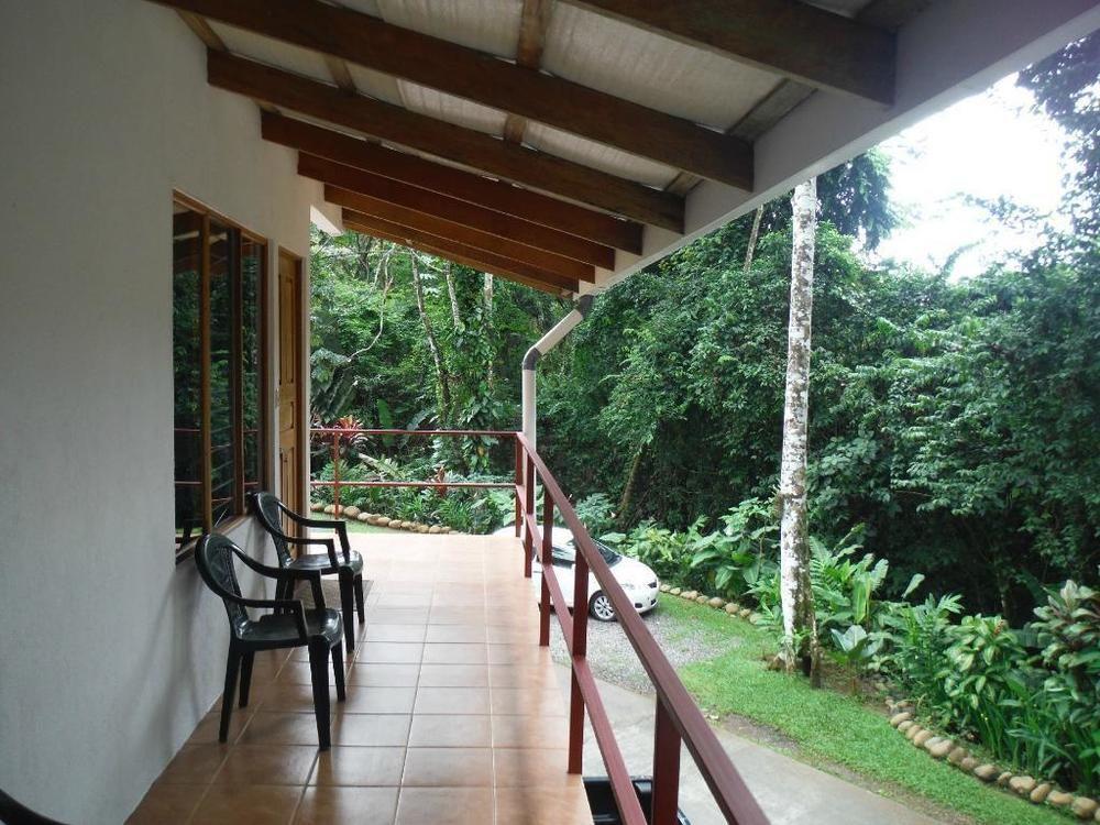 Agua Inn Nuevo Arenal Exterior photo